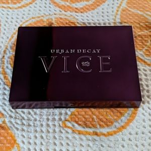 Urban Decay Vice Lipstick Palette